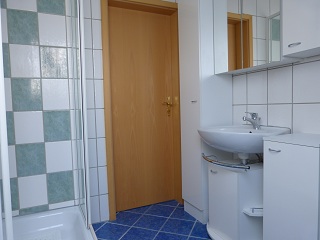 Ferienwohnung Haus Backes in Perl Saarland Badezimmer